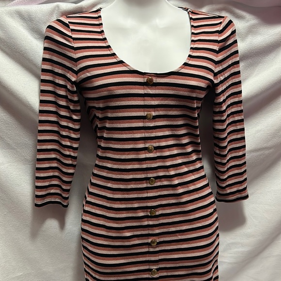 Guess Dresses & Skirts - Guess Ribbed Dress